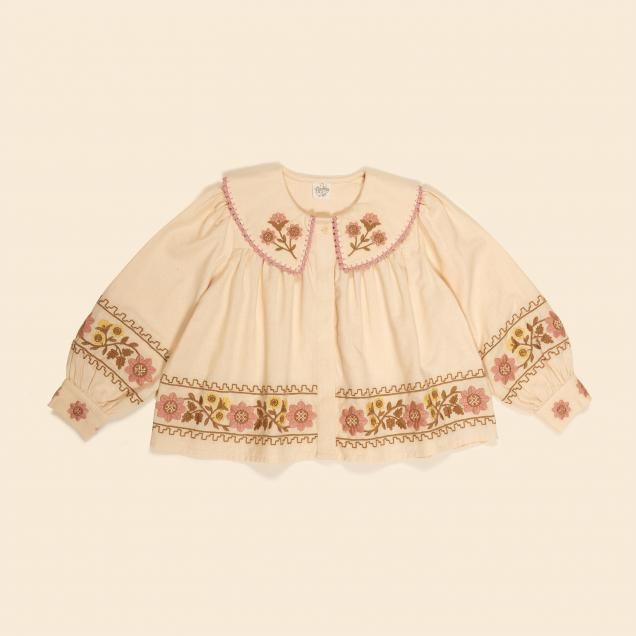 <img class='new_mark_img1' src='https://img.shop-pro.jp/img/new/icons14.gif' style='border:none;display:inline;margin:0px;padding:0px;width:auto;' />9/25() 22:00 AW25 Apolina  CARLOTTA EMBROIDERED BLOUSE - CASHEW  (2-3y,3-5y,5-7y)