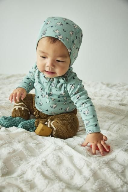 <img class='new_mark_img1' src='https://img.shop-pro.jp/img/new/icons14.gif' style='border:none;display:inline;margin:0px;padding:0px;width:auto;' />AW25 Misha&Puff Winter collection Drop1 /Baby Pima Bonnet (Sage Cat & Mouse) 6-12m,12-24m