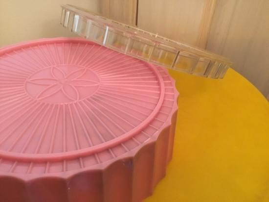 長期保管品 Meiji / 明治 プラスチックケース 踏み台 プラ箱 昭和レトロ 長期保管品 Meiji / 明治 プラスチックケース 踏み台 プラ箱
