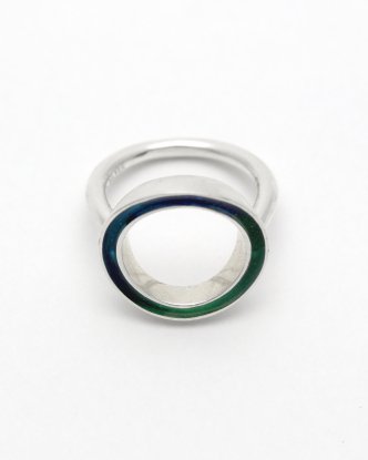 circle -blue green-