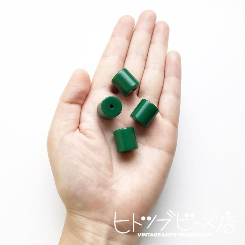グリーンチューブビーズ4個 - ヴィンテージビーズ通販