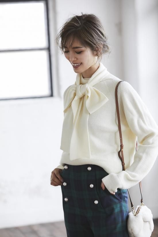 MUVEILミュベールポンポンニット¥3万オーガセブンテンヨリ MUVEILミュベールポンポンニット¥3万オーガセブンテンヨリ