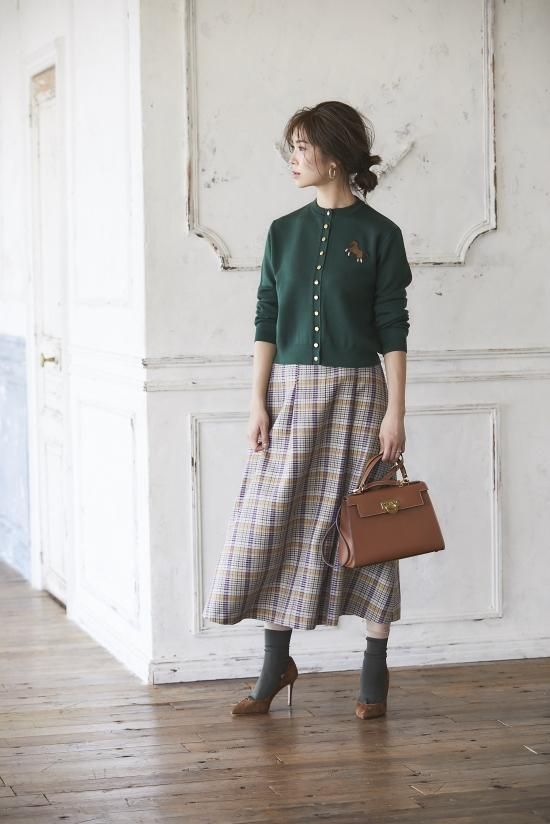 ワンダフルワールド たんぽぽブーケ刺繍 カーキデニムブルゾン Flor Alta フラワー刺繍ニットプルオーバー(ニット・セーター