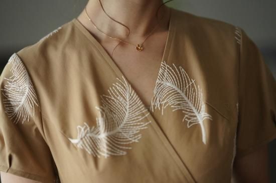 フェザー刺繍ワンピース(ロング) - seventen フェザー刺繍ワンピース(ロング) - seventen