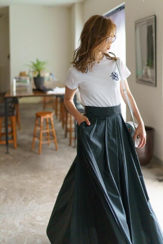 再入荷】タックスカート(ブラック) - seventen