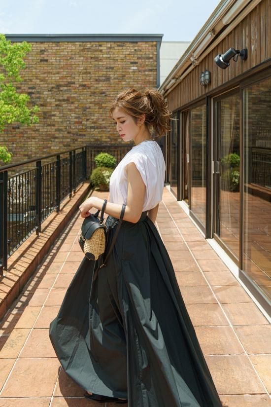 新品未使用タグ付き　SEVENTENセブンテン タックスカート　ブラックM 黒 再入荷】タックスカート(ブラック) - seventen