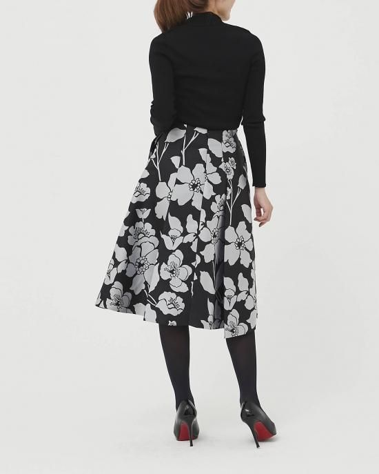 セブンテン　スカート ブルーアンドホワイトプリントスカート(ホワイト) - seventen