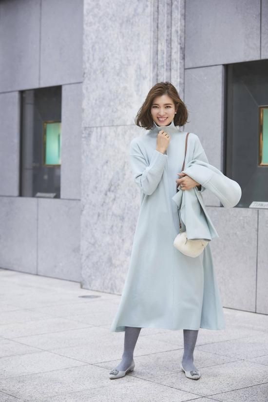 セブンテン バイ ミホ カワヒト Aラインタートルニットドレス　S ホワイト 2022年モデル ファッション セブンテン バイ ミホ カワヒト A