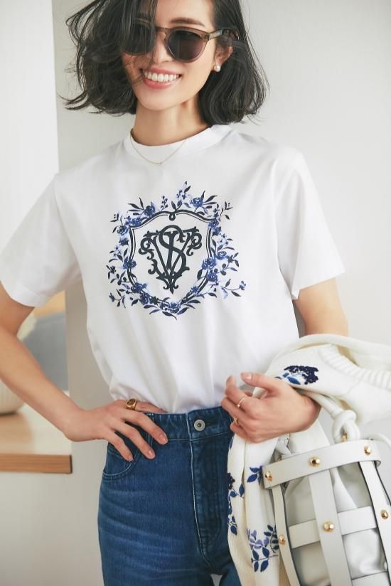 ★新品★エンブレムTシャツ　seventen