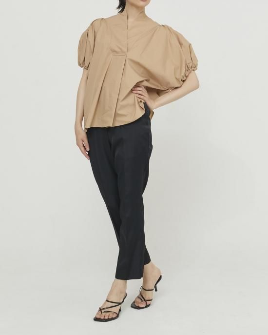 ギャザースリーブブラウス(ベージュ) - seventen