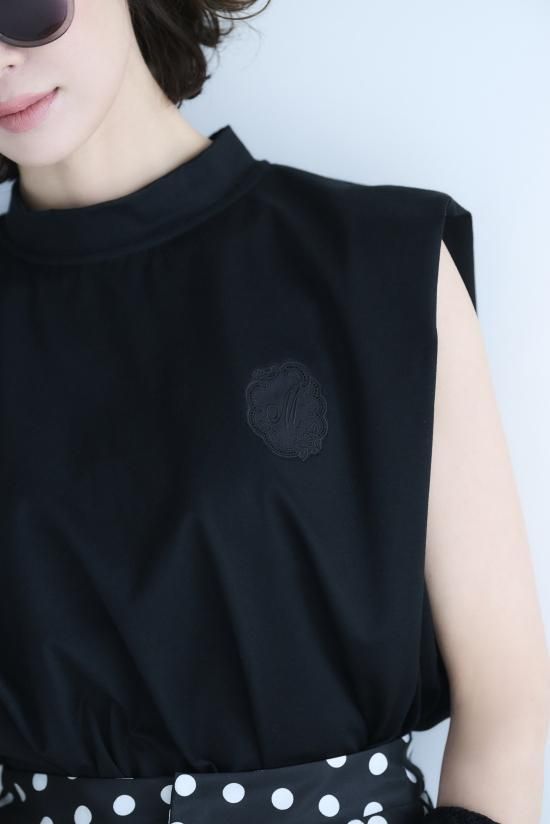 イニシャルレースノースリーブTシャツ(ブラック) - seventen
