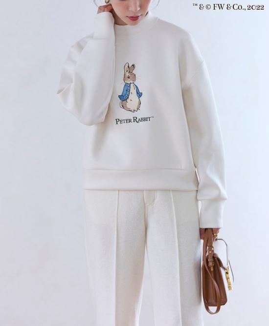 再入荷】ピーターラビット™️刺繍トレーナー(オフホワイト) - seventen