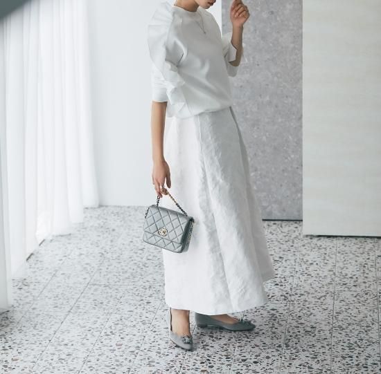 Glitter Sheer フリルRIBニット　ホワイト Glitter Sheer フリルRIBニット ホワイト