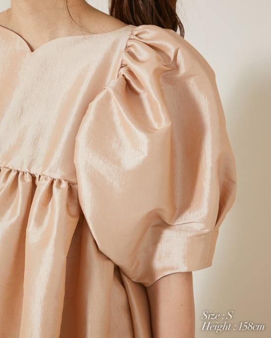 ストレッチサテンボリュームチュニック(グリーン) - seventen