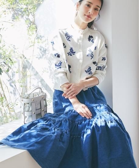 フラワー手刺繍カーディガン(ホワイト×ブルー) - seventen フラワー手刺繍カーディガン(ホワイト×ブルー) - seventen
