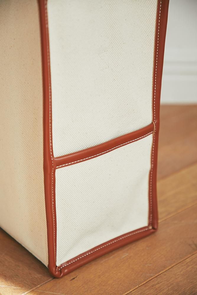 再入荷】ワンポイント刺繍トートバッグ(オフホワイト/大) - seventen 再入荷】ワンポイント刺繍トートバッグ(オフホワイト/大) - seventen