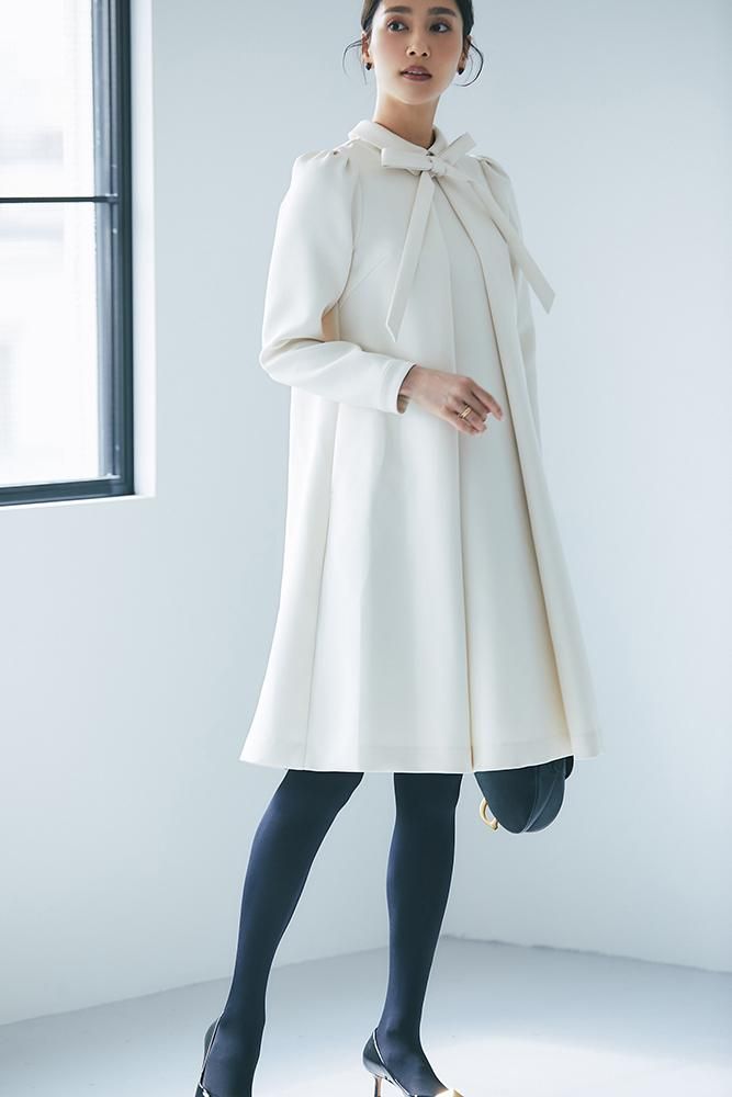 再入荷】フロントタックボウタイワンピース(オフホワイト 再入荷】フロントタックボウタイワンピース(オフホワイト