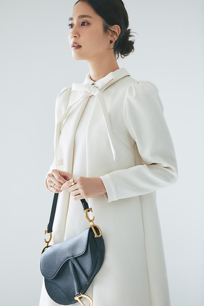 再入荷】フロントタックボウタイワンピース(オフホワイト 再入荷】フロントタックボウタイワンピース(オフホワイト