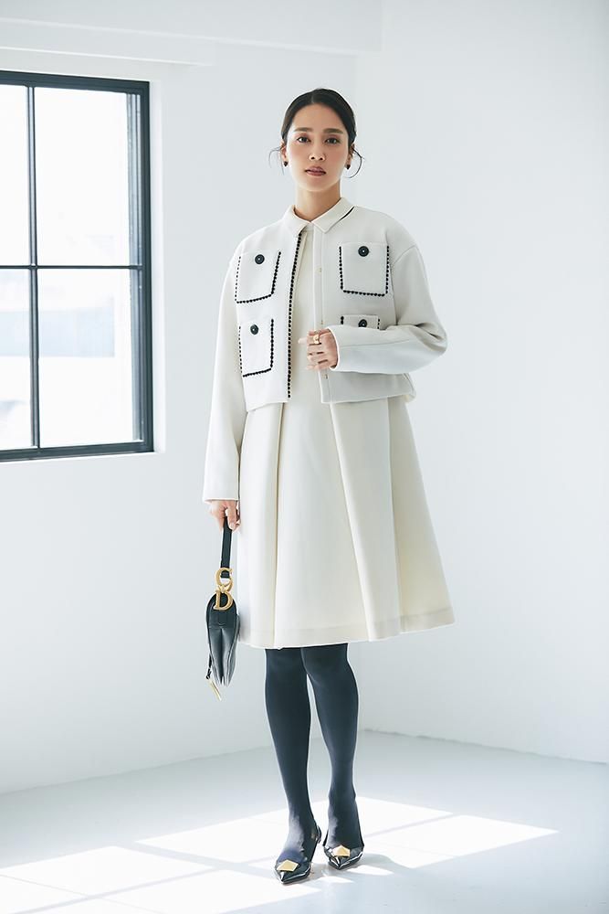再入荷】フロントタックボウタイワンピース(オフホワイト 再入荷】フロントタックボウタイワンピース(オフホワイト