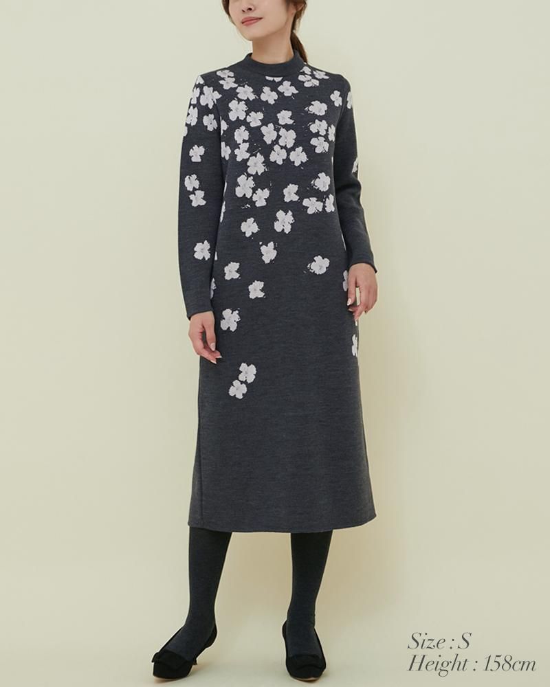 み*い様 seventen フラワー　ジャガード　ニット　ワンピース　ネイビー フラワーラメジャガードニットワンピース(ネイビー) - seventen