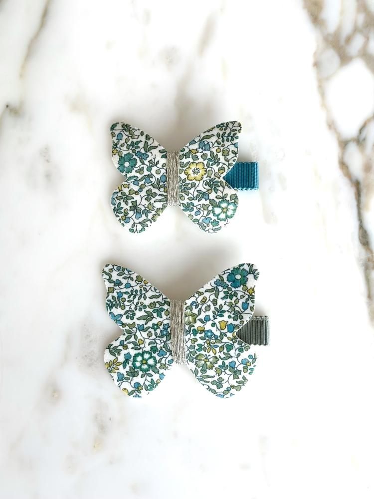 リバティ柄 ヘアクリップ 滑り止め 別注 Paillette Point リバティバタフライクリップ - seventen