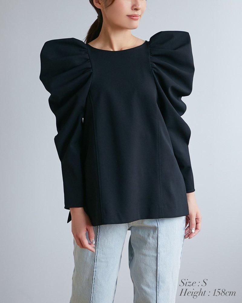 再入荷】ポインティショルダートップス(ブラック) - seventen