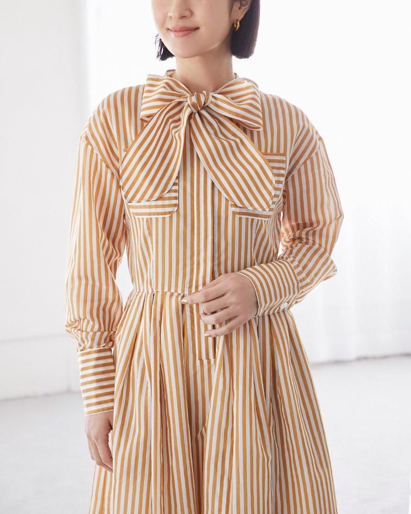 再入荷】シアーストライプボウタイワンピース(ネイビー) - seventen 再入荷】シアーストライプボウタイワンピース(ネイビー) - seventen