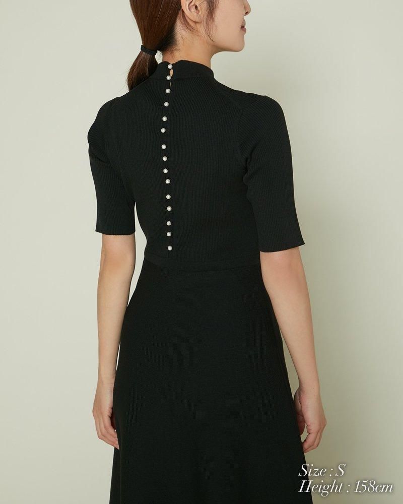 再入荷】バックパールニットワンピース(ブラック) - seventen