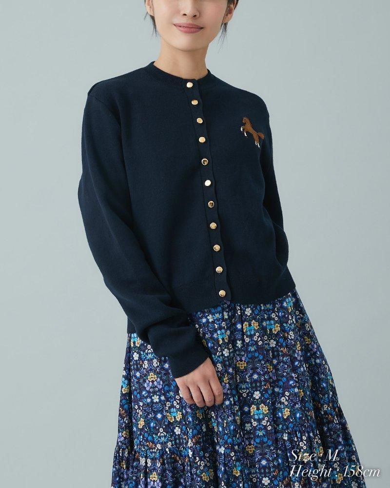 ワンポイント刺繍カーディガン(オフホワイト×ブラック) - seventen ワンポイント刺繍カーディガン(オフホワイト×ブラック) - seventen