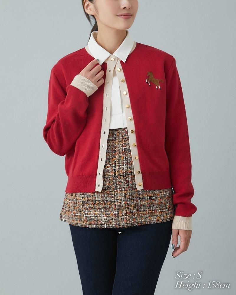 ワンポイント刺繍カーディガン(レッド×ベージュ) - seventen ワンポイント刺繍カーディガン(レッド×ベージュ) - seventen