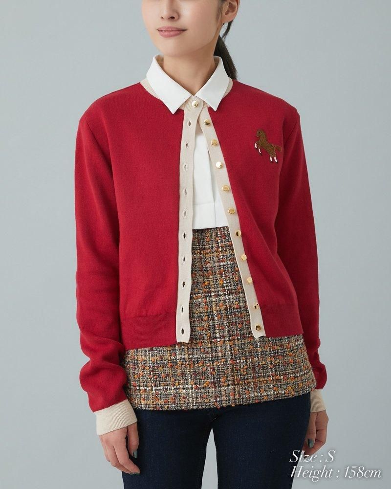 ワンポイント刺繍カーディガン(レッド×ベージュ) - seventen ワンポイント刺繍カーディガン(レッド×ベージュ) - seventen