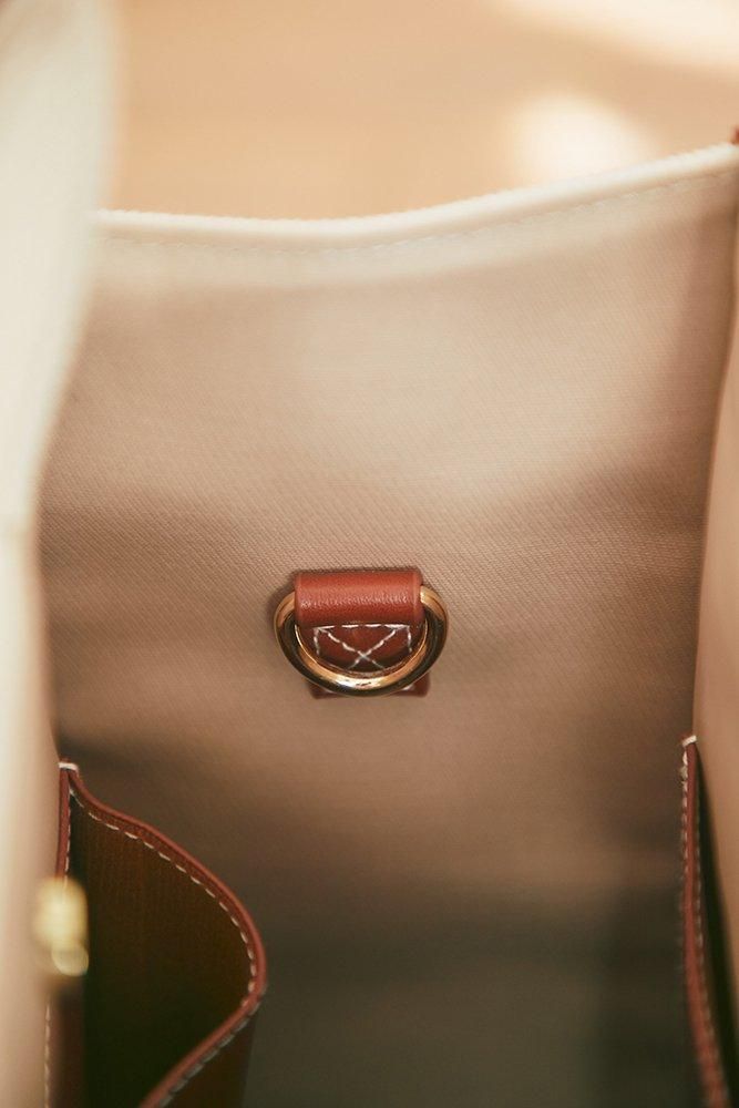 ワンポイント刺繍トートバッグ(オフホワイト/小) - seventen