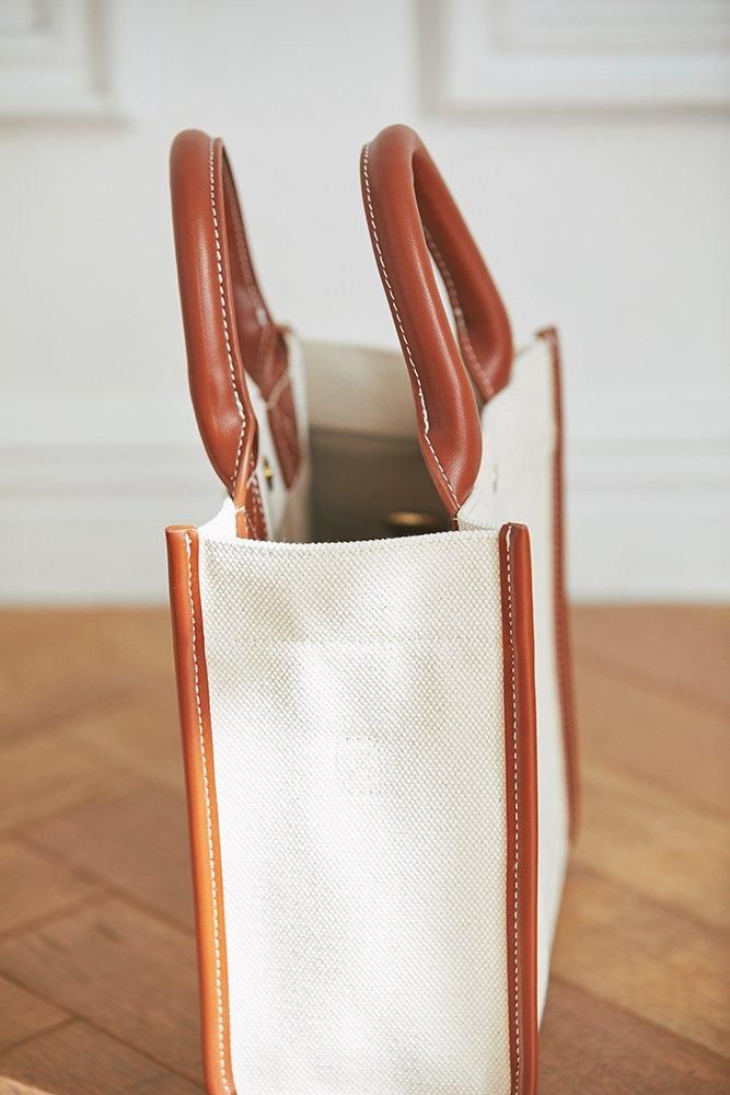 ワンポイント刺繍トートバッグ(オフホワイト/ミニ) - seventen ワンポイント刺繍トートバッグ(オフホワイト/ミニ) - seventen