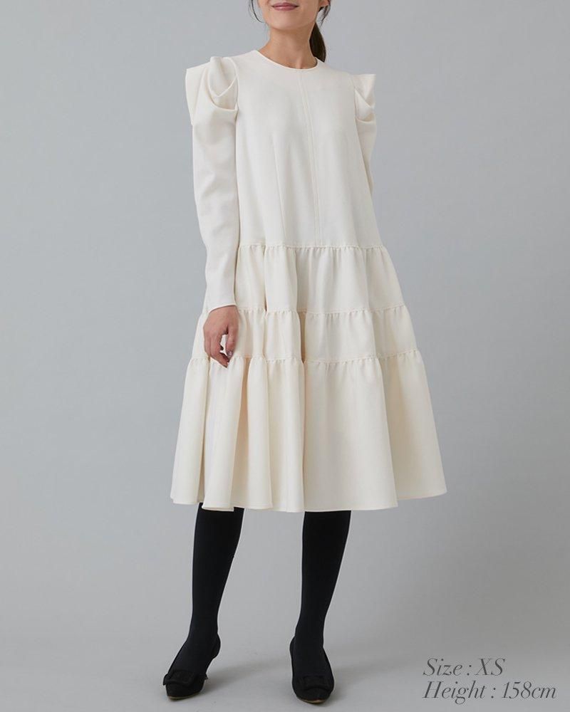 【24AW 完売品】セブンテン ウールライクティアードワンピース オフホワイト ウールライクティアードワンピース(オフホワイト) - seventen
