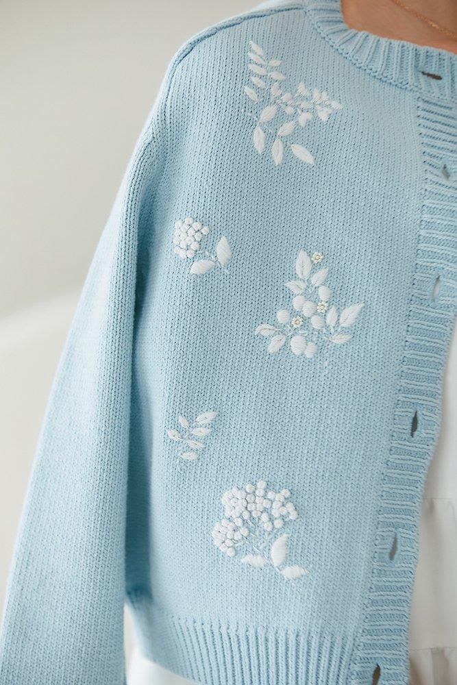 フラワー手刺繍カーディガン(ライトブルー) - seventen