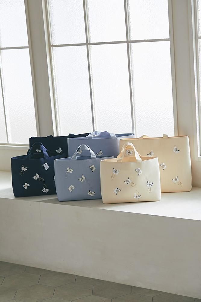 30％off】バタフライ刺繍ラージバッグ(アイボリー) - seventen