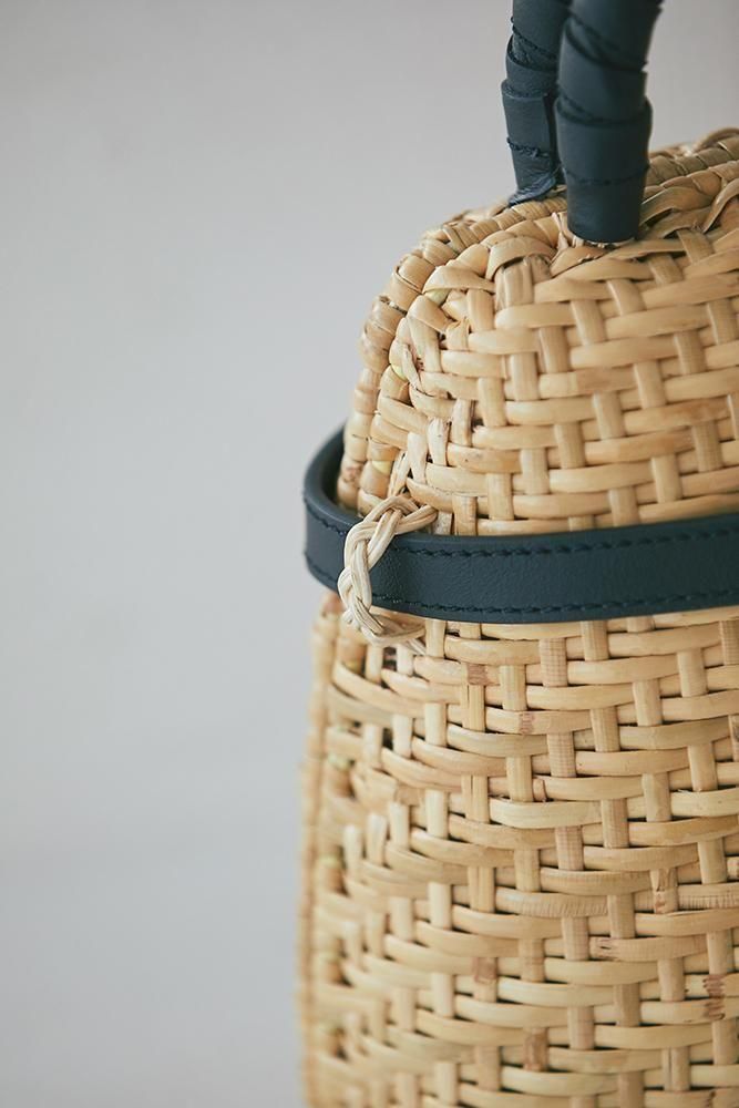 【SELF PORTRAIT】ラタンミニバッグ Luxury Handbags | The Bow Bag – self-portrait-US