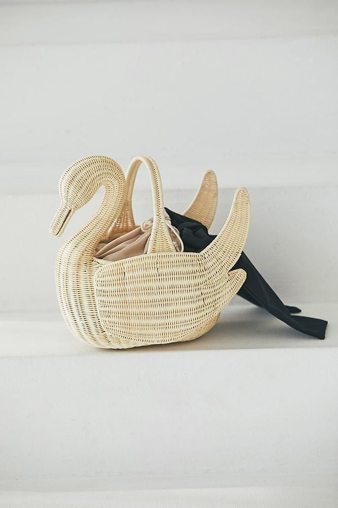 seventen セブンテン スワンラタンバッグ 20％off】スワンラタンバッグ(ブラック) - seventen