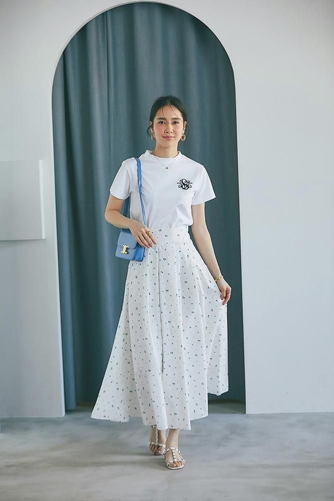 SVT刺繍Tシャツ(ホワイト×ネイビー) - seventen SVT刺繍Tシャツ(ホワイト×ネイビー) - seventen