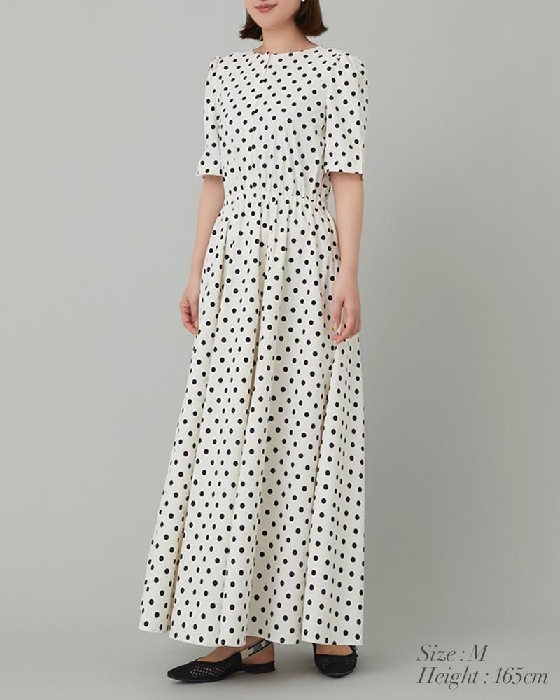 ハーフスリーブドットワンピース(アイボリー×ブラックドット) - seventen