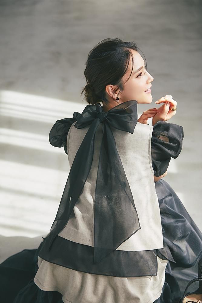 （専用）seventen by miho kawahito オーガンジートップス リネンライク×オーガンジートップス(ベージュ×ブラック