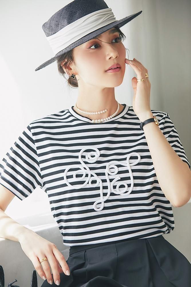 予約】【6月下旬～7月上旬頃配送】ボーダーコード刺繍Tシャツ
