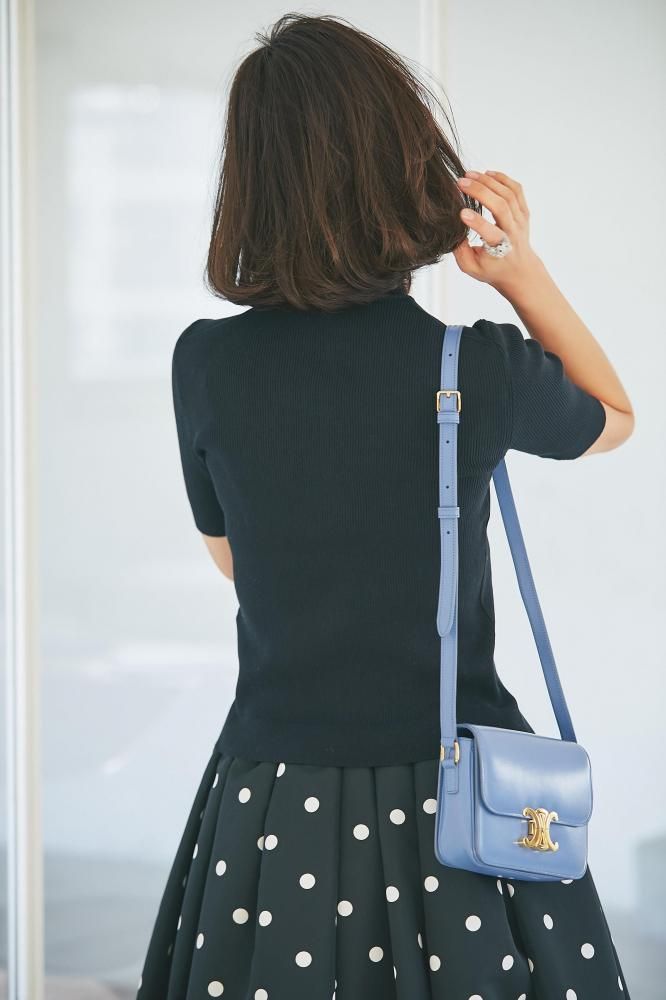 agnes b ブラックショートスリーブニット b．”ロゴ刺繍 コットンニット 半袖 カーディガンプレッション