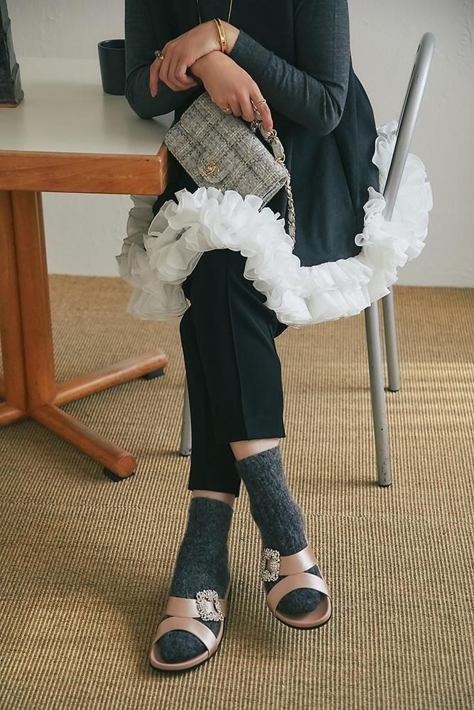 フリルトリムトップス(グレー) - seventen