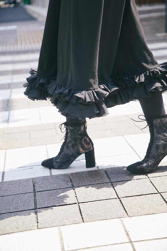 フリルトリムスカート(ブラック×ブラック) - seventen