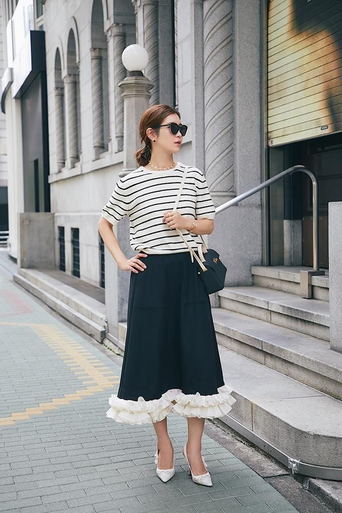 予約】【11月上旬頃配送】フリルトリムスカート(ブラック×オフ