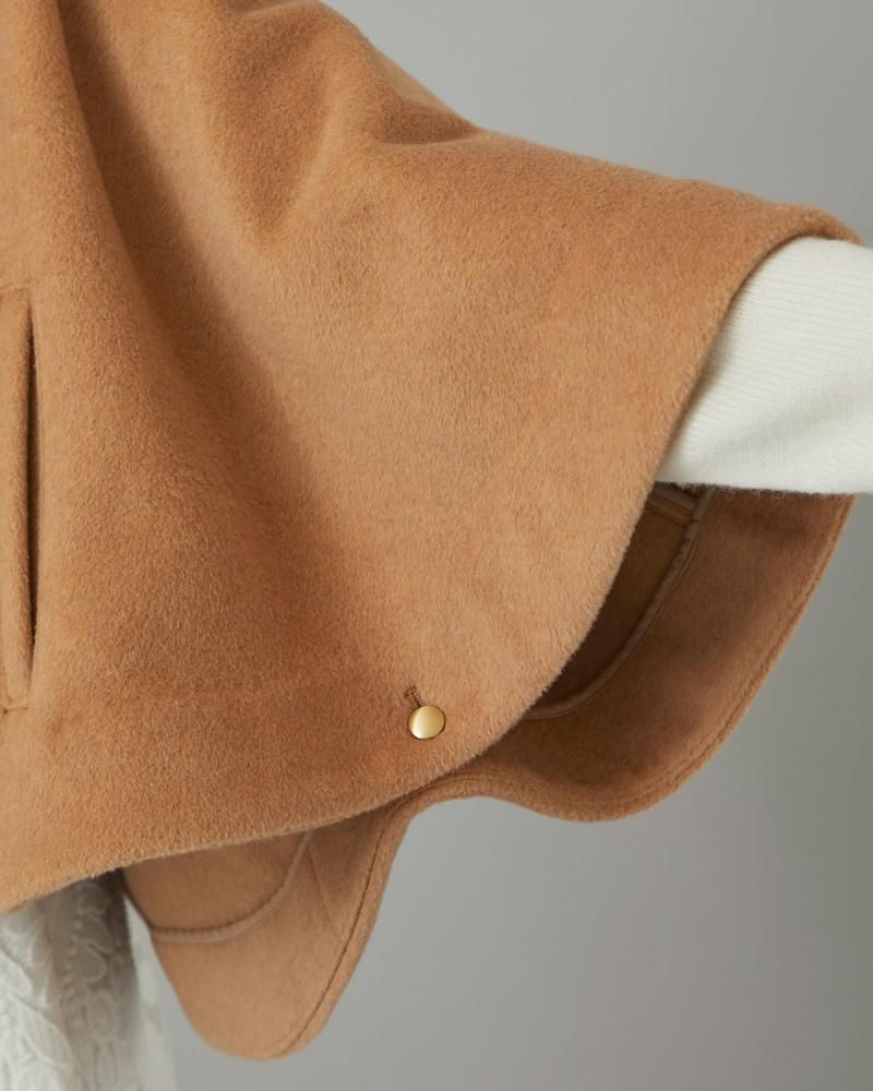 ダブルブレストショートコート(キャメル) - seventen