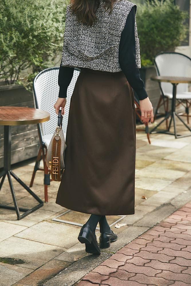 THE ROW タイト ロングスカート ブラウン ザロウ 2025年最新】THE ROW タイトスカートの人気アイテム - メルカリ