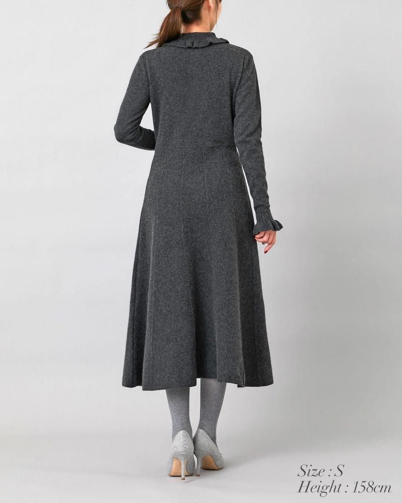 フリル襟ニットワンピース(オフホワイト) - seventen