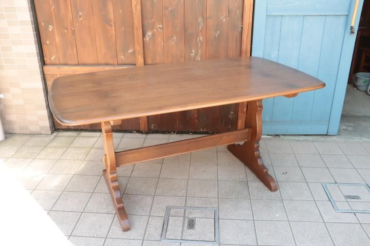 英国老舗ブランド アーコール社 オールドコロニアル センターテーブル クラシック 英国老舗ブランド アーコール社 オールドコロニアル センター